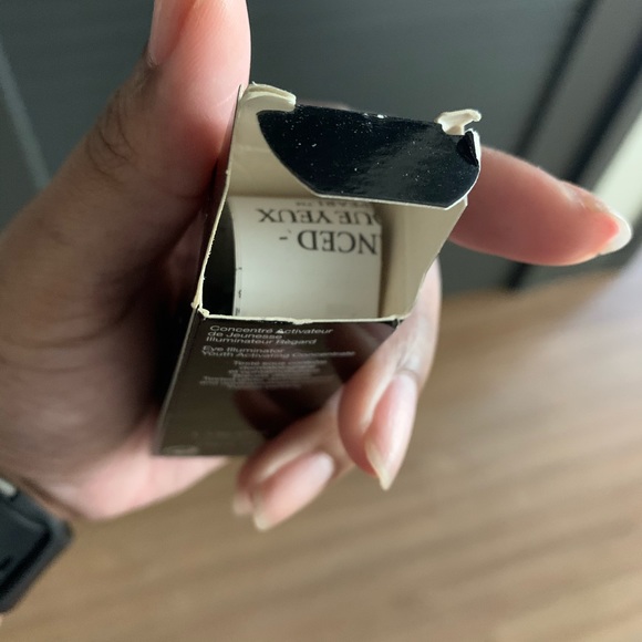 ⭐️ HOST PICK ⭐️ Advanced Genifique Eye Serum - Picture 2 of 3